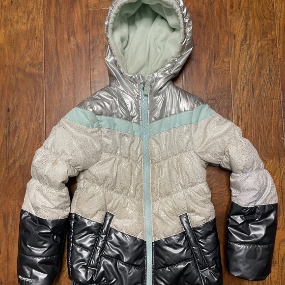 London Fog, girls jacket size small, 7/8. - Picture 2 of 6